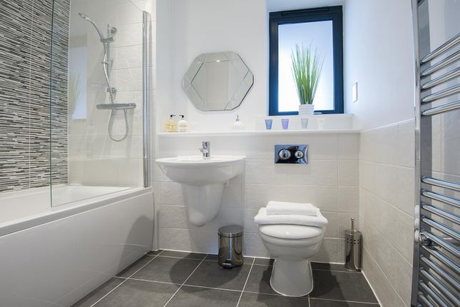 Tailored Stays De Havilland House Bathroom Service