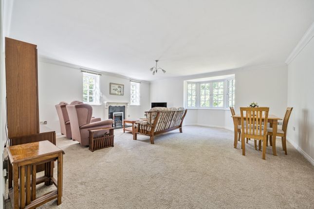 9, Courtney Place, Binfield photo 2