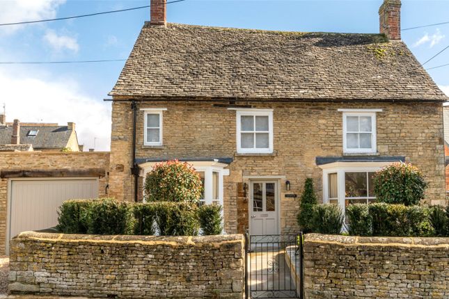 Thumbnail Detached house for sale in Park Street, Charlbury, Chipping Norton, Oxfordshire