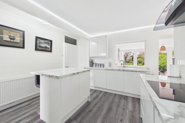 Beechwood Avenue, Weston-Super-Mare photo 3