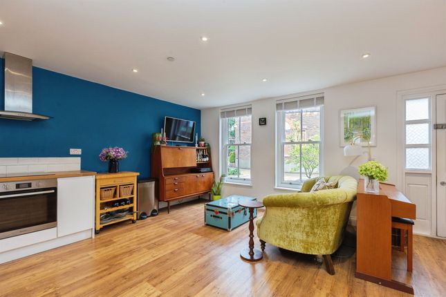 Flat 36, Hartopp House, Oxford Road, Aylesbury photo 4