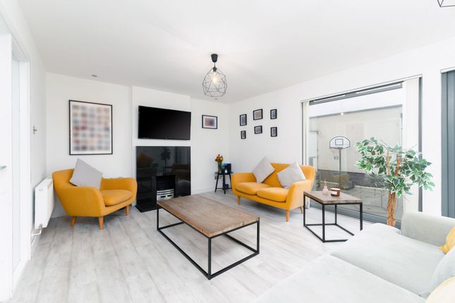 7 Maryfield Drive, Bo'ness photo 3