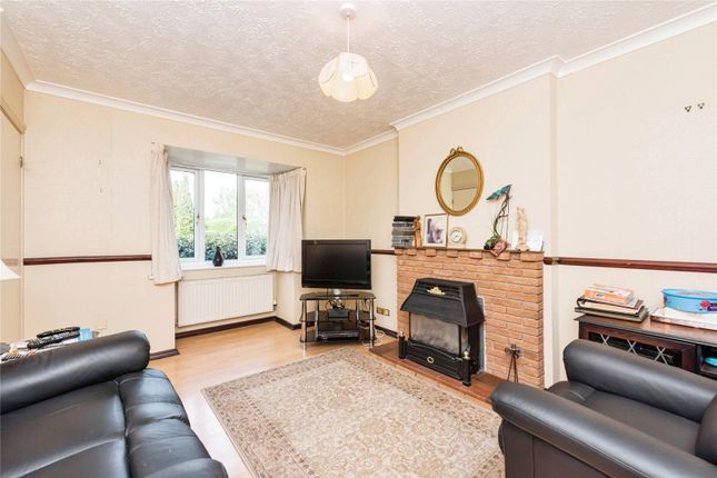 16, Eliot Close, Rugeley photo 2