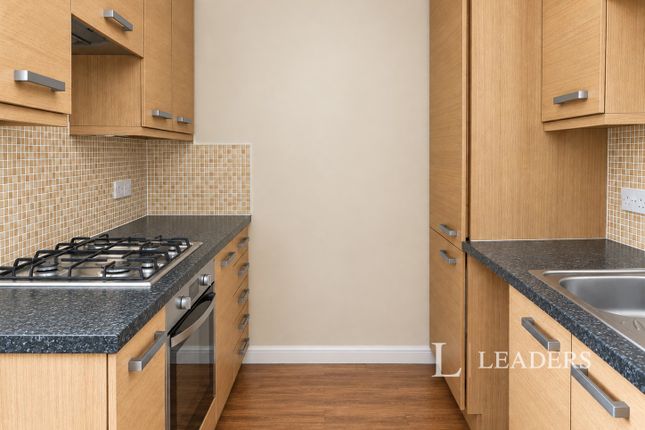 Flat 16, Eudo House,, Circular Road South, Essex photo 3