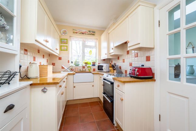 Semi-detached house for sale in Oxford Road, Carshalton