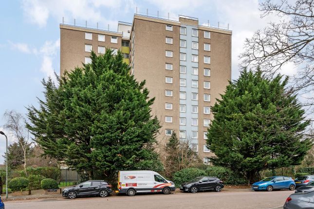 Thumbnail Flat for sale in Avenue Road, London