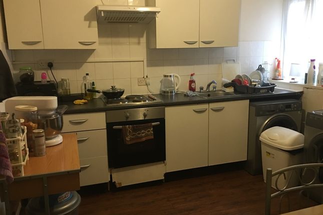 Flat to rent in Heigham Road, London