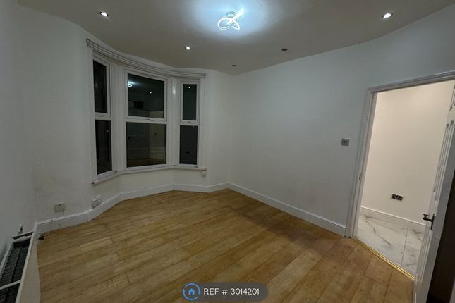Belgrave Road, London photo 3