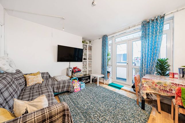 Thumbnail Flat for sale in Devas Street, Bow, London