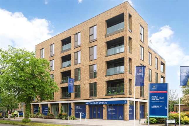 Flat for sale in Leaping Birds Rise, Walton On Thames