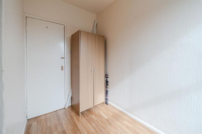Bedroom2-2.Jpg