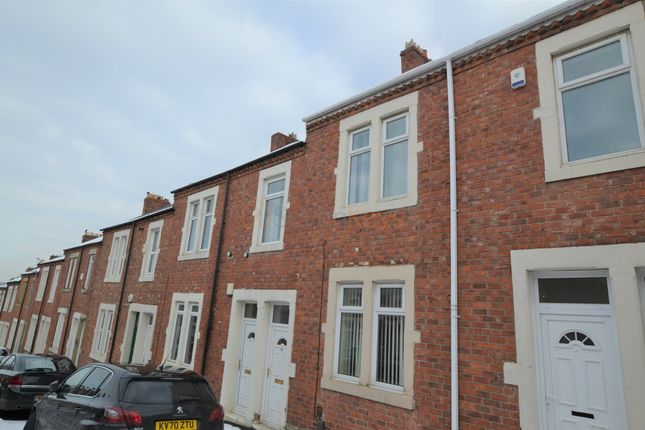Flat for sale in Park Terrace, Swalwell, Newcastle Upon Tyne, Tyne And Wear