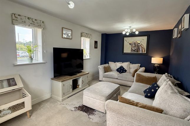 19, Oak Road, Market Weighton photo 2
