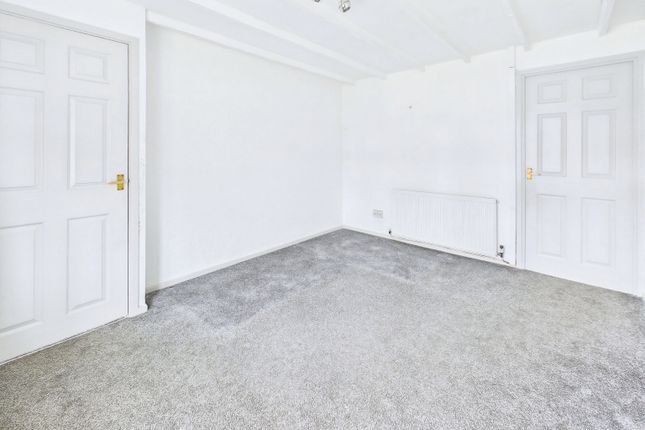 7, Trecastell Close, Wigan photo 3