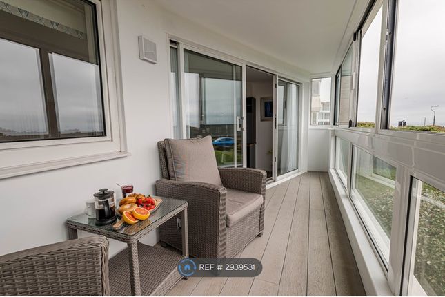 Flat  Southbourne Sands  Stourwood Avenue, Southbourne photo 5
