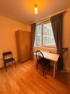 272 Chelsea Cloisters SW3 3DY, London photo 4