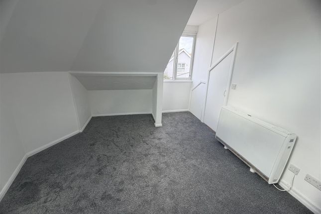 Sedlescombe Road North, St. Leonards-On-Sea photo 2