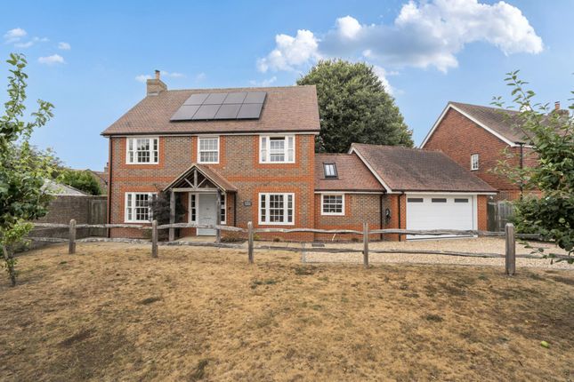 Rowan House, 7 Holly Tree Grove, Walberton photo 3