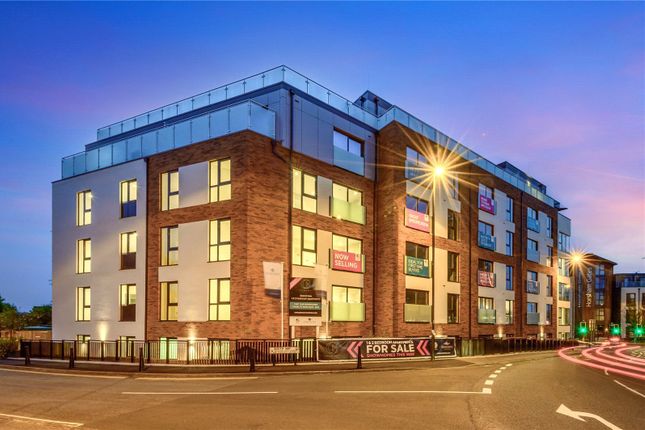 Thumbnail Flat for sale in Century House, 100 Station Road, Horsham