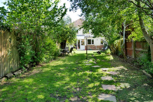 33, Rowden Road, Chippenham photo 2