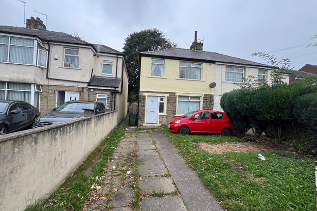 35, Thorn Lane, BRADFORD photo 5