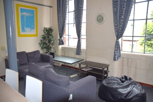 Flat to rent in Russell Galleries, Russell Street, Nottingham