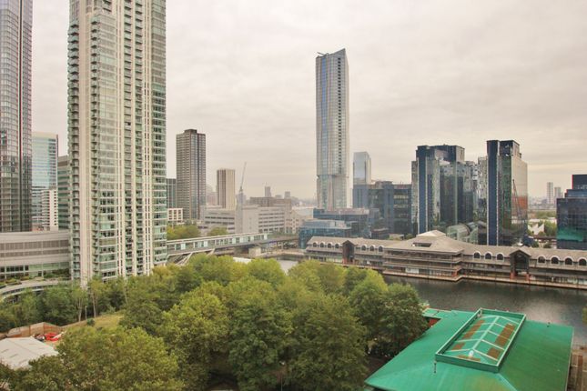 Thumbnail Flat for sale in Lincoln Plaza, Lincoln Plaza, Canary Wharf