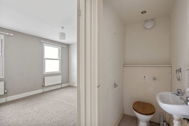 29, Rosehill Street, Cheltenham photo 3