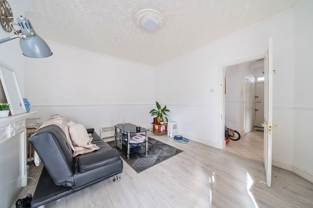 Flat for sale in Lilford Road, Loughborough Junction