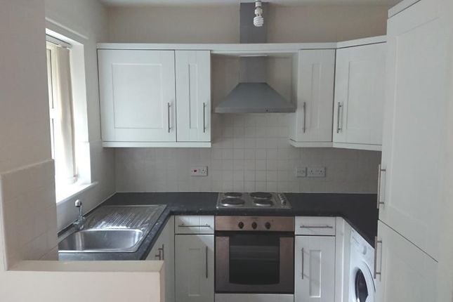 Flat 15, Marshes Fold, Walkden photo 2