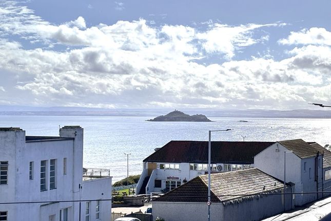 12 Rossland Place (Upper Flat), Kinghorn, Burntisland photo 4