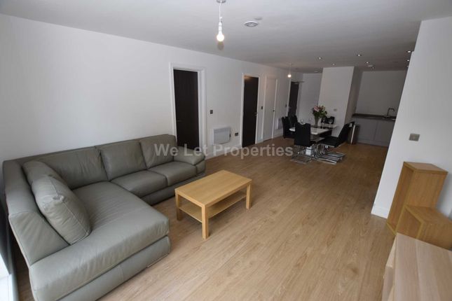 Flat to rent in North Central, Dyche Street