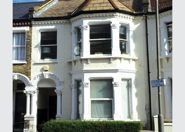 Property for sale in Hearnville Road, London
