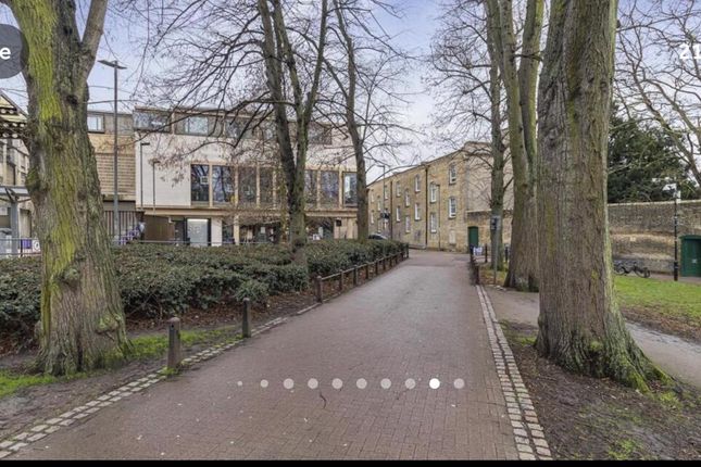 20, Christ's Lane, Cambridge photo 2