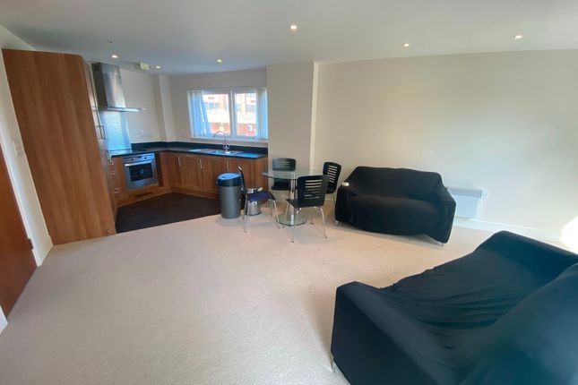 Apartment 12, Meridian Bay, Maritime Quarter, Swansea photo 3