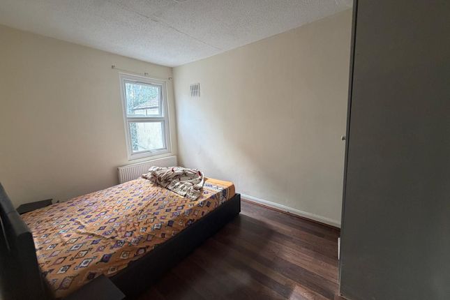97 Dudley Road, Southall photo 4