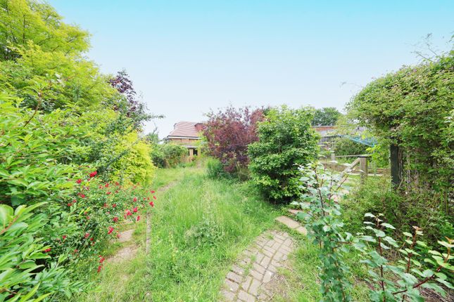 33, Glentrammon Road, Orpington photo 4