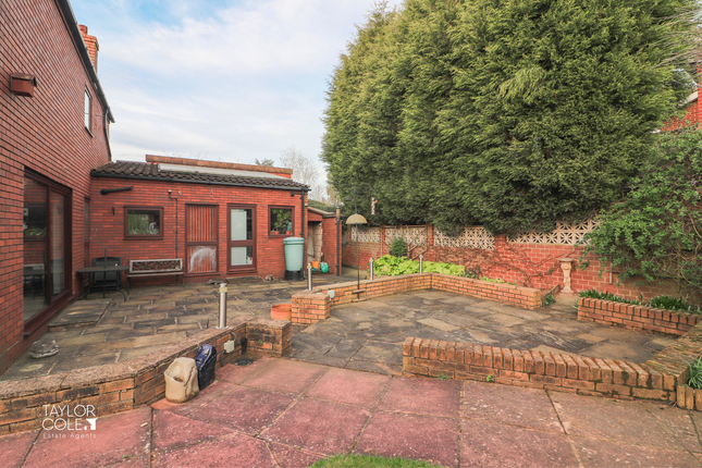 Detached house for sale in Hodge Lane, Tamworth