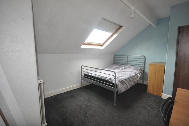 Property to rent in Claremont Avenue, Univeristy, Leeds