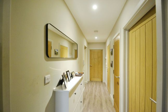 Flat for sale in Parkgate Apartments, London