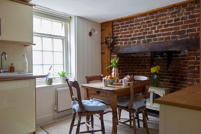 Flat The Hope, 149, Middle Street, Deal photo 2