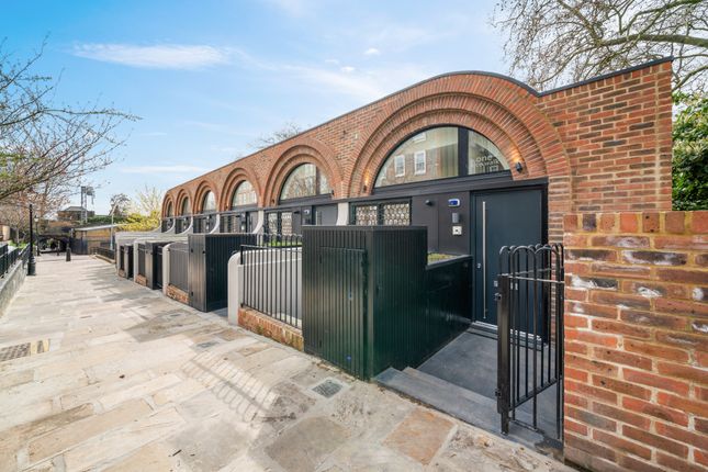 Thumbnail Mews house for sale in Arco Walk, College Lane