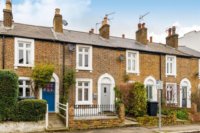 Thumbnail Cottage for sale in Warwick Road, Ealing