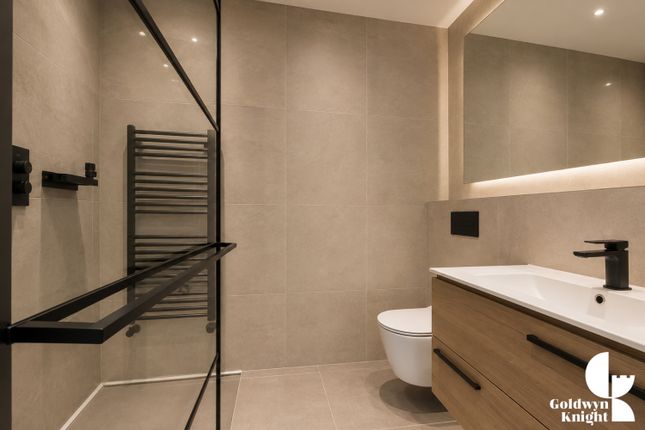 50, Canonbie Road, London photo 4