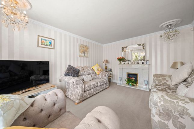 19 Sycamore Drive, Wigan photo 2