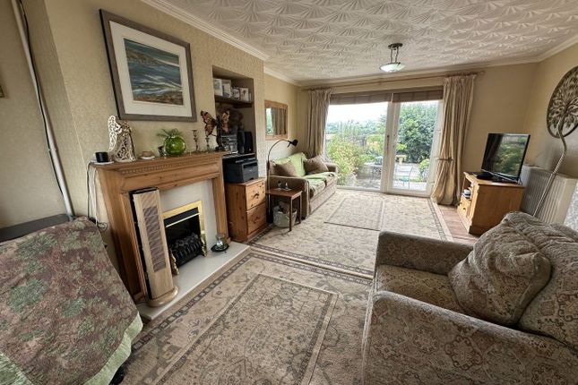 46, Westfields, Brecon photo 2