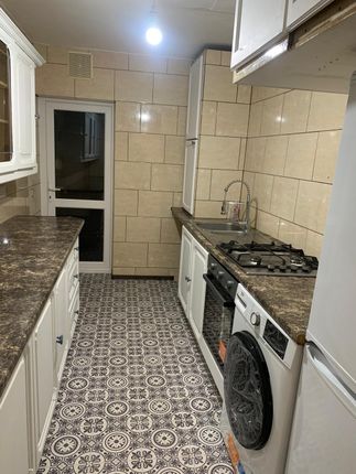 118 , Pretoria Avenue, Walthamstow photo 5