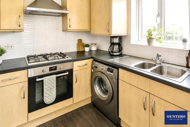 75, Sandhill Close, Bradford photo 3