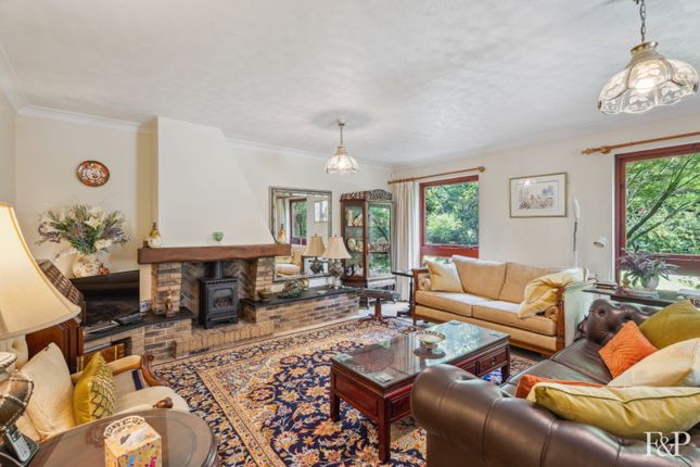 12, Chestnut Drive, Windsor photo 3