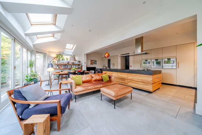 4, Netherton Road, TWICKENHAM photo 4